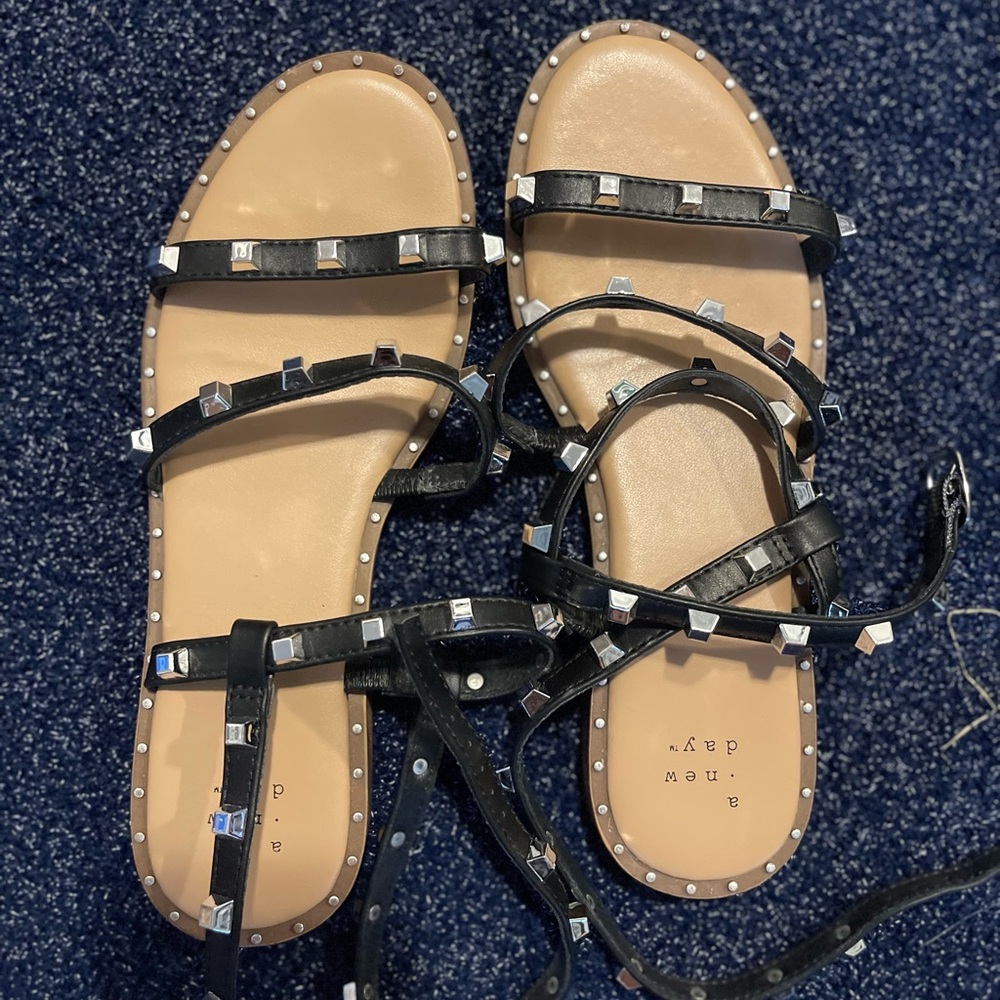 A New Day sandals size 6